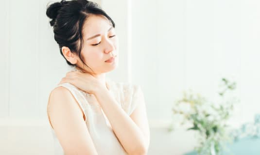 加圧トレーニングをしているスタッフ